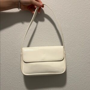 Elegant White Shoulder Bag